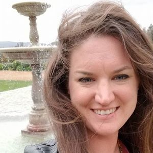 Meet your Posher, Eve